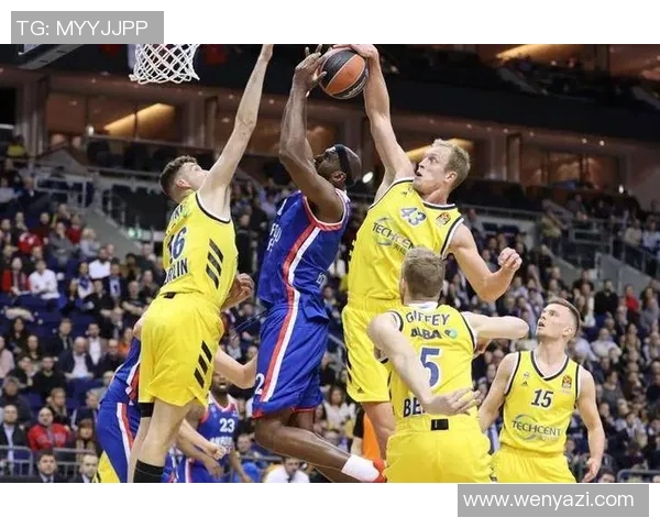 墨尔本连队与珀斯野猫的精彩对决揭开篮球新篇章 墨尔本连队与珀斯野猫的精彩对决揭开篮球新篇章