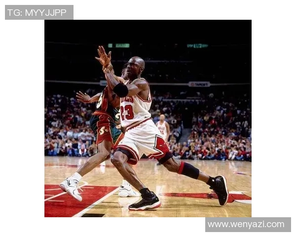 乔丹克拉克森的篮球之路与成就探索：从新秀到全明星的蜕变历程