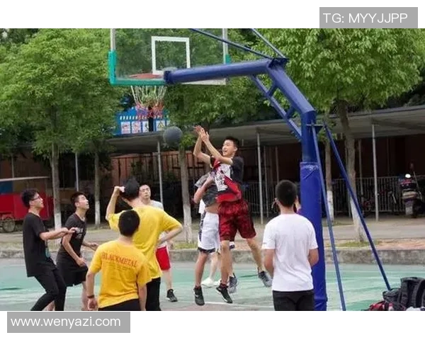 吴前的篮球之路:从青涩少年到CBA明星的奋斗与荣耀 吴前的篮球之路:从青涩少年到CBA明星的奋斗与荣耀