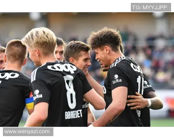 圣保罗与博格的较量揭示足球战术与团队协作的精彩对决