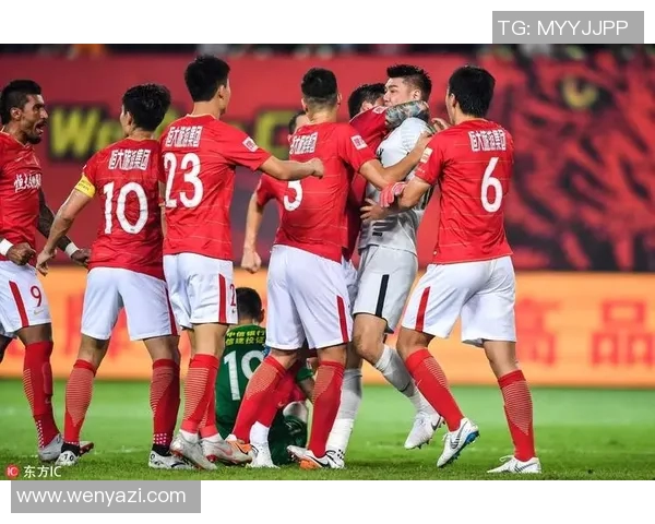 恒大与国安激战正酣精彩比赛直播全程回顾与分析 恒大与国安激战正酣精彩比赛直播全程回顾与分析