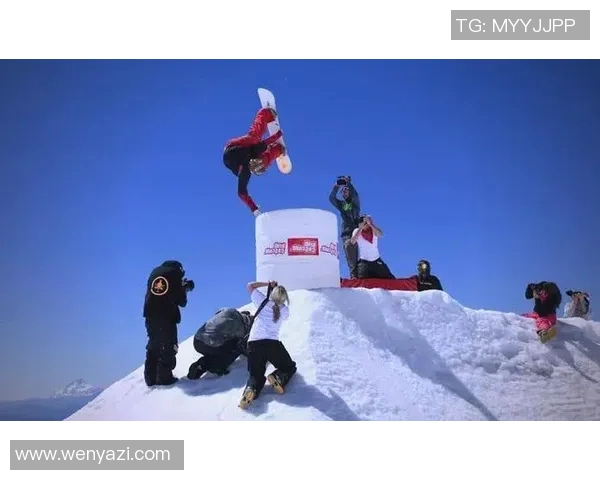 成都极限运动队展现灵活性与创新精神的精彩瞬间与发展历程 成都极限运动队展现灵活性与创新精神的精彩瞬间与发展历程